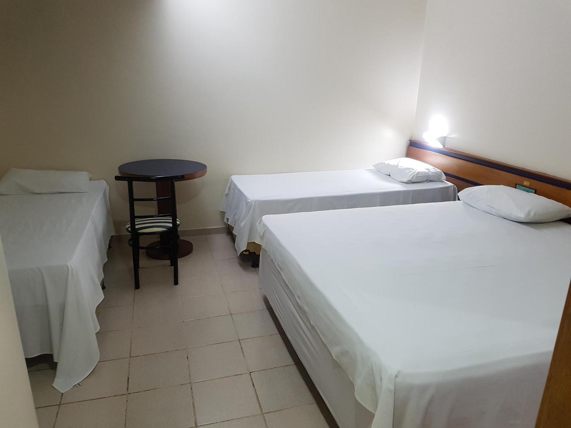Oft Plaza Oeste Hotel Goiania Room photo